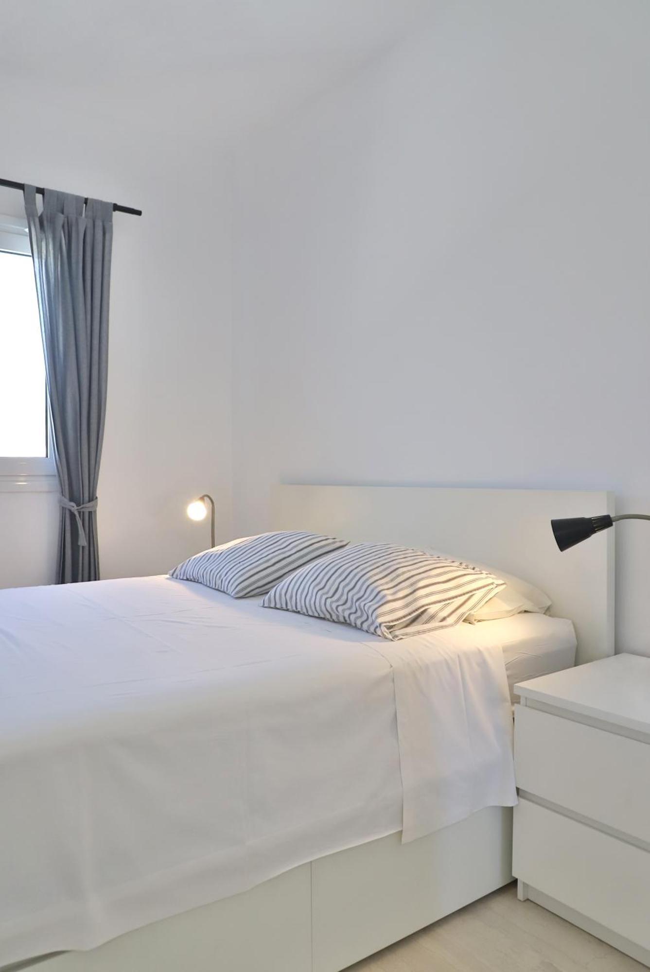 Helios Studios & Apartments Makrýgialos 외부 사진